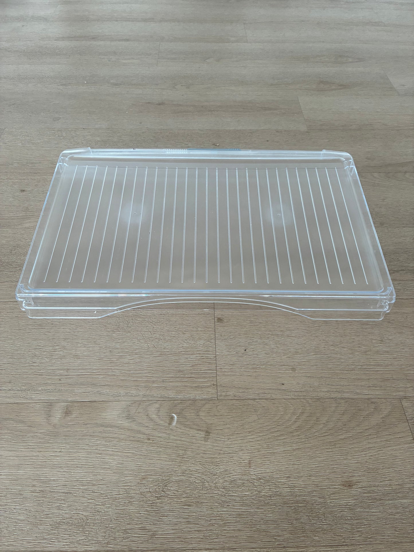 1441845 1446113 1454520 4055922712 Electrolux Kelvinator Simpson fridge freezer crisper bin vegetable drawer cover lid shelf assembly
