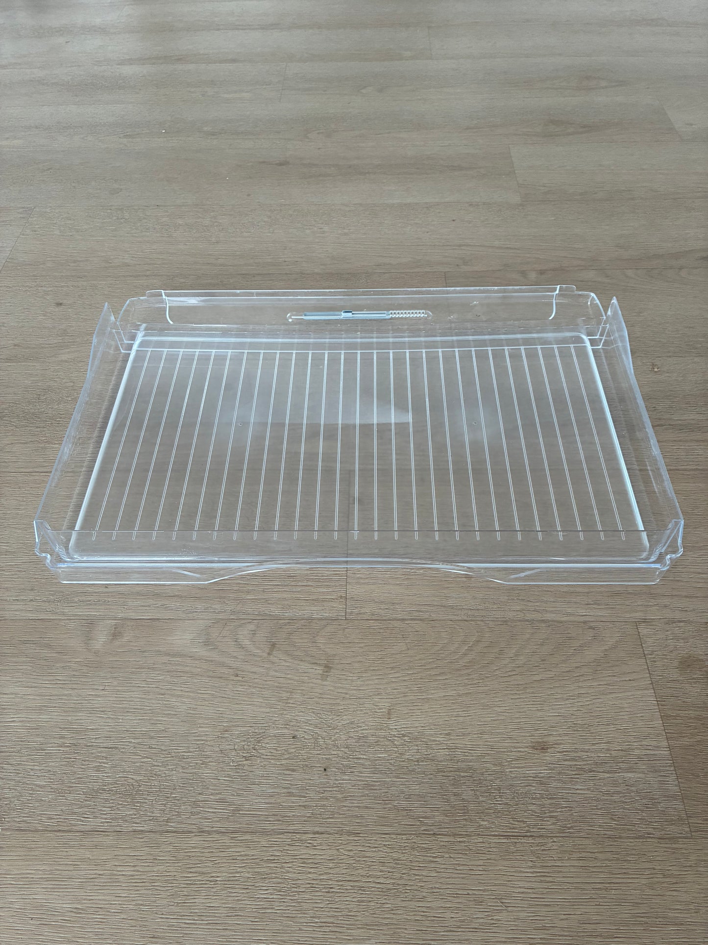 1441845 1446113 1454520 4055922712 Electrolux Kelvinator Simpson fridge freezer crisper bin vegetable drawer cover lid shelf assembly