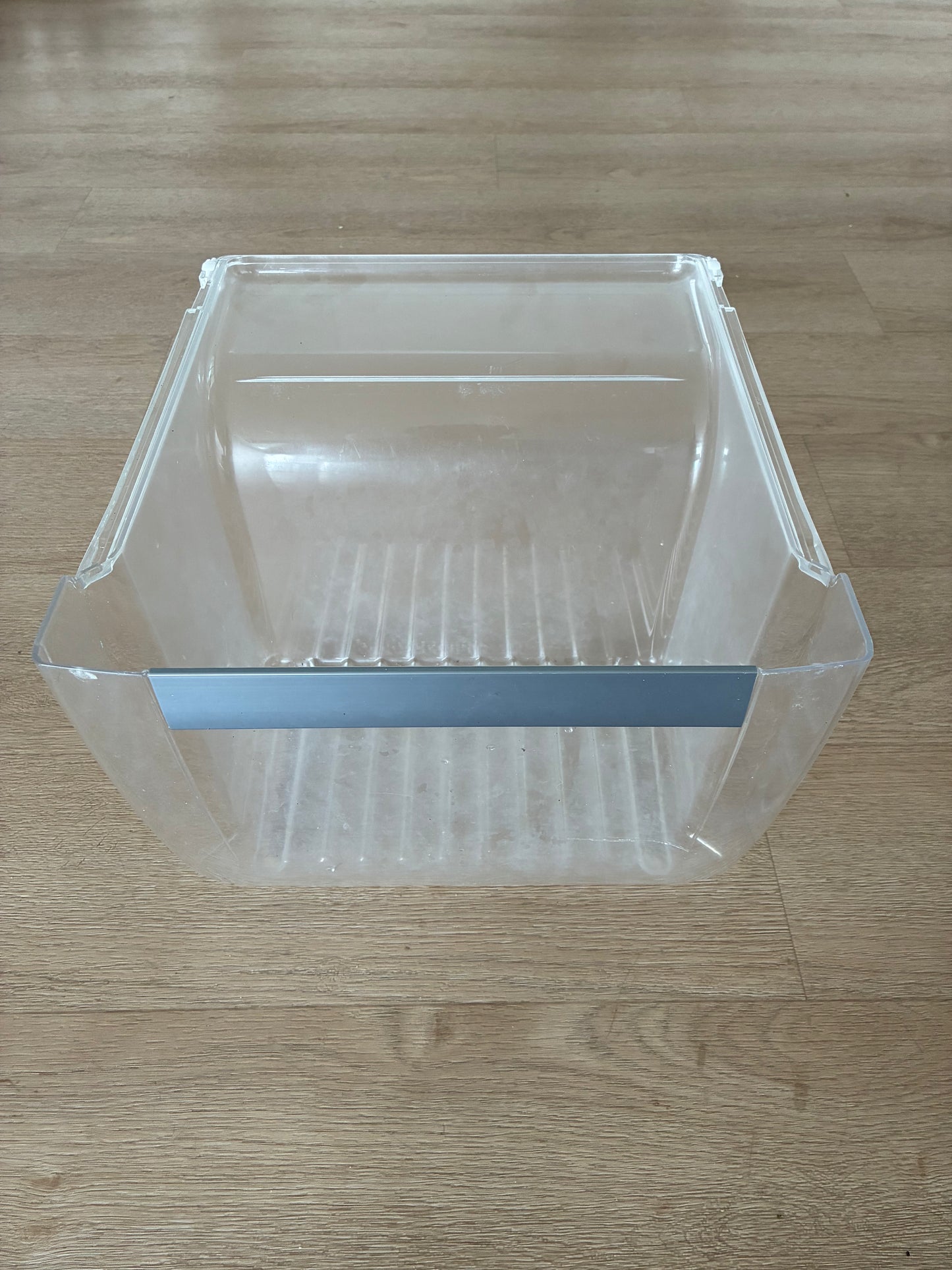 1441852 85814480118 Electrolux fridge freezer crisper bin vegetable drawer storage container