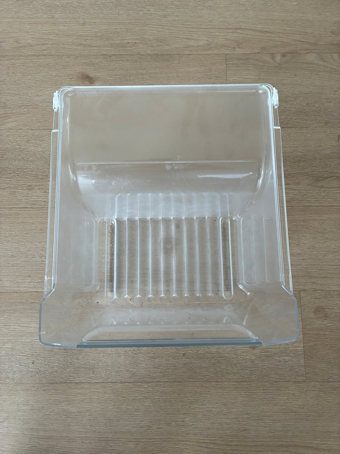 1441852 85814480118 Electrolux fridge freezer crisper bin vegetable drawer storage container