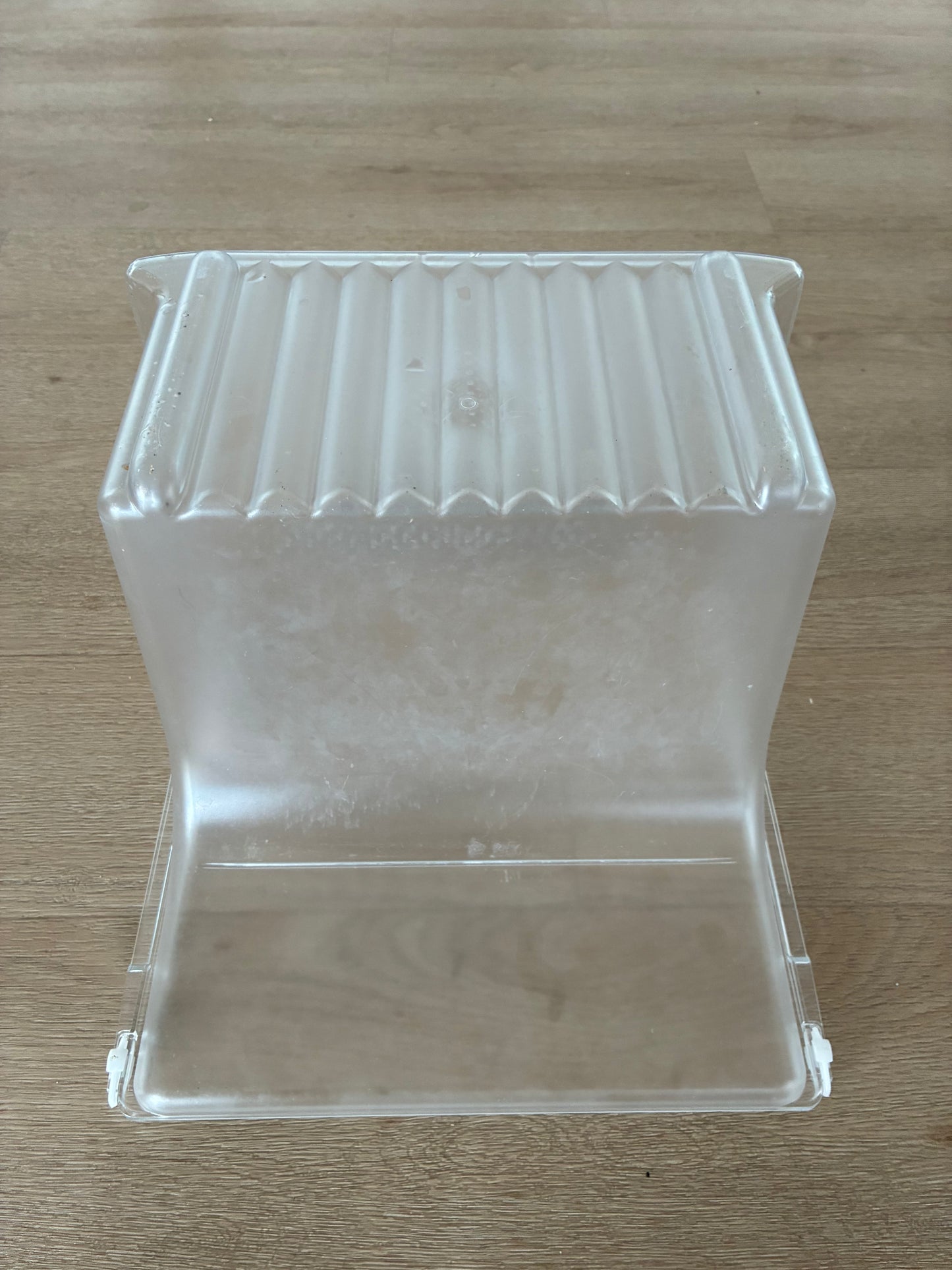 1441852 85814480118 Electrolux fridge freezer crisper bin vegetable drawer storage container