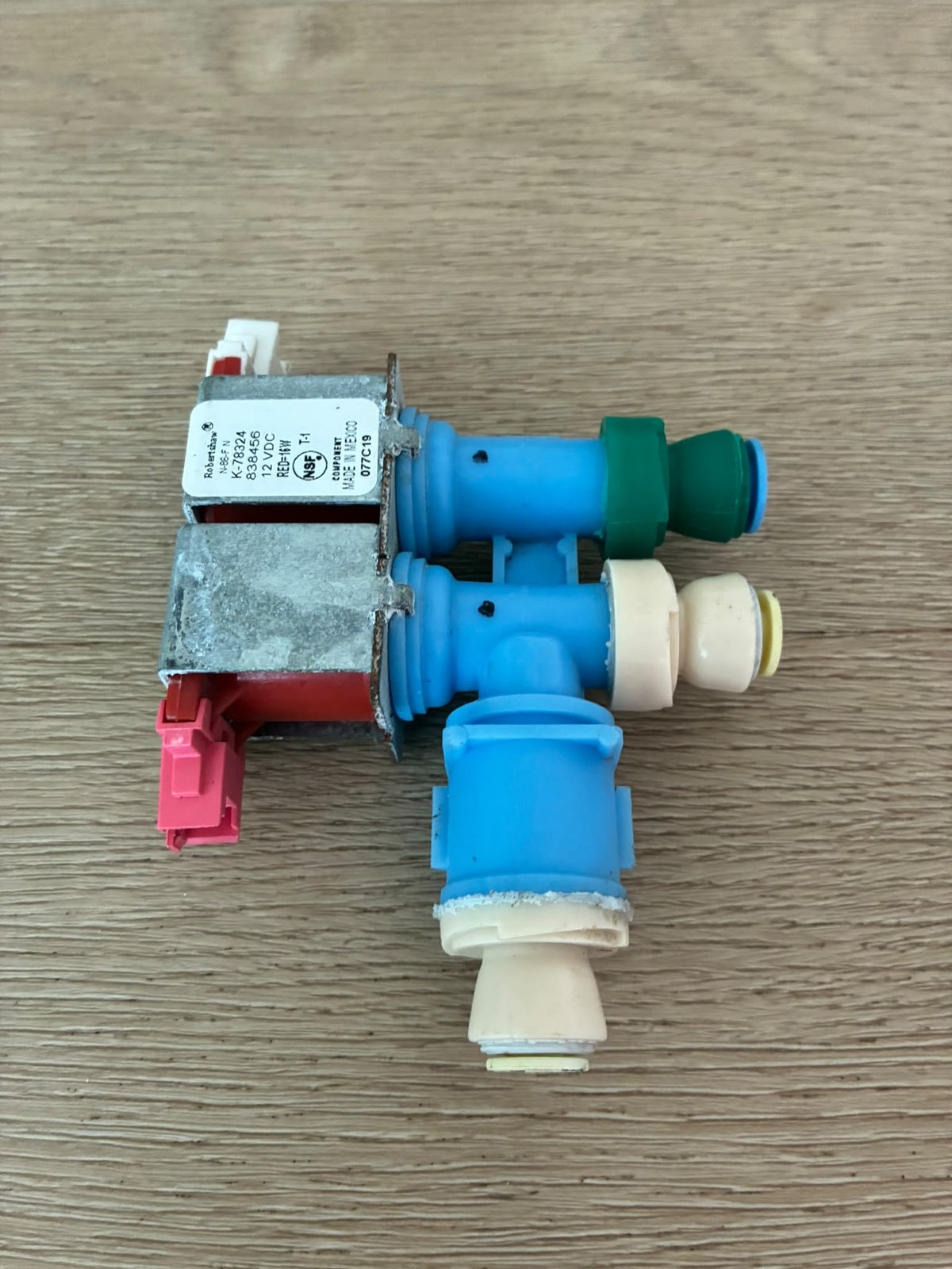 838456 Fisher & Paykel fridge freezer I&W ice water solenoid inline valve assembly
