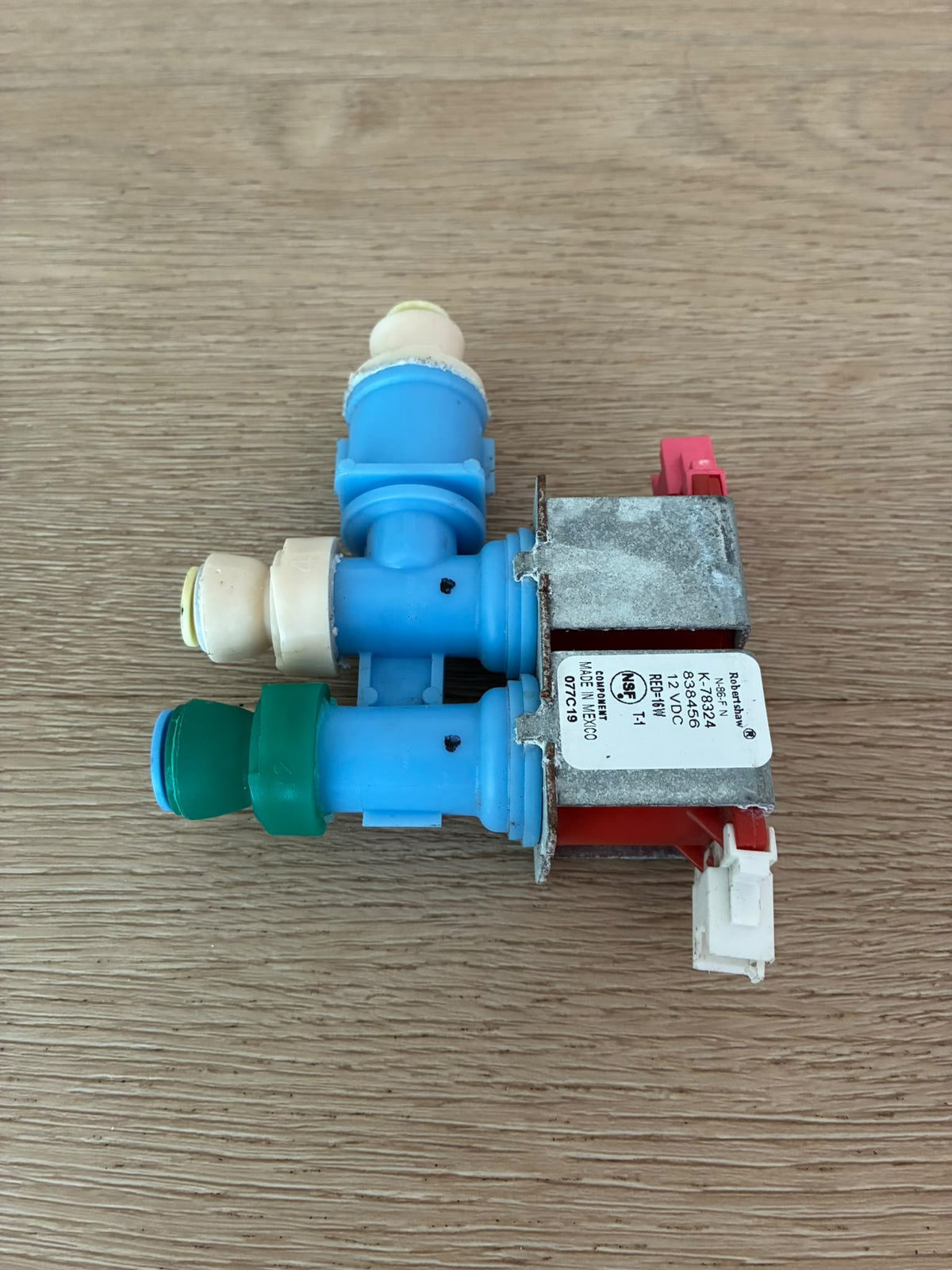 838456 Fisher & Paykel fridge freezer I&W ice water solenoid inline valve assembly