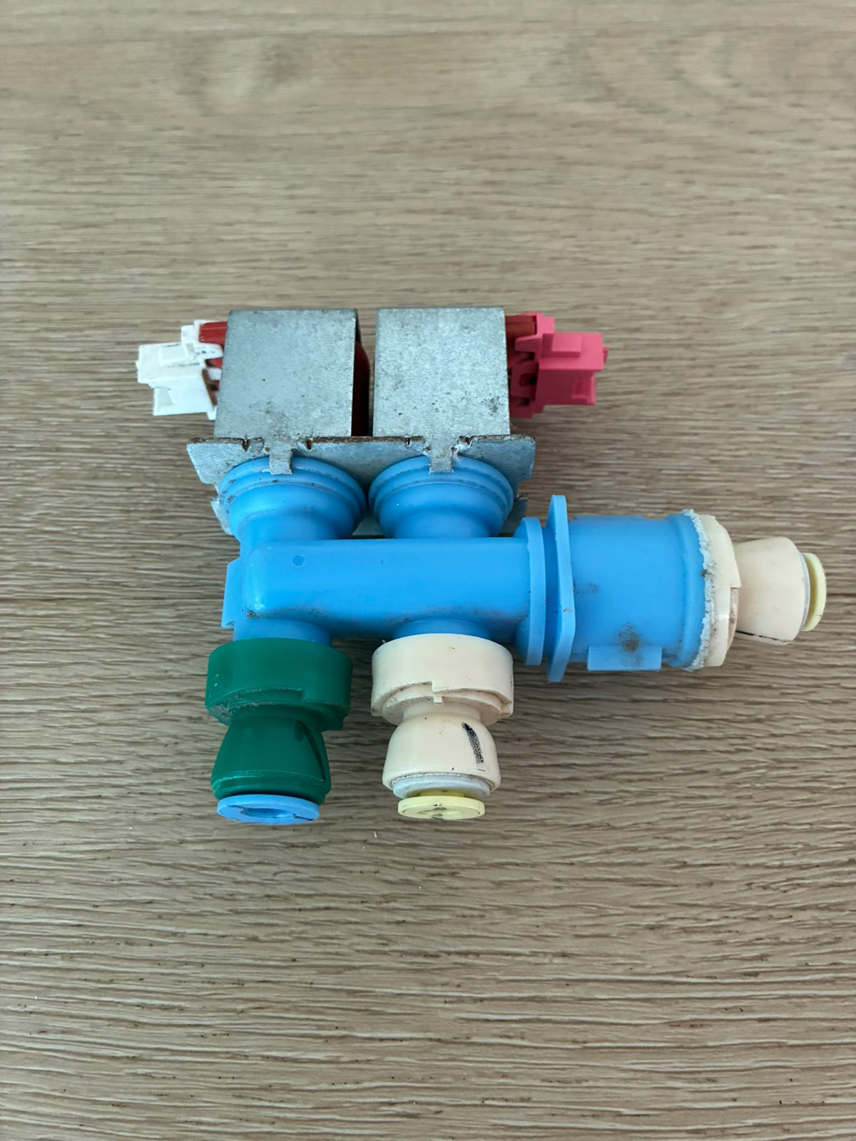838456 Fisher & Paykel fridge freezer I&W ice water solenoid inline valve assembly