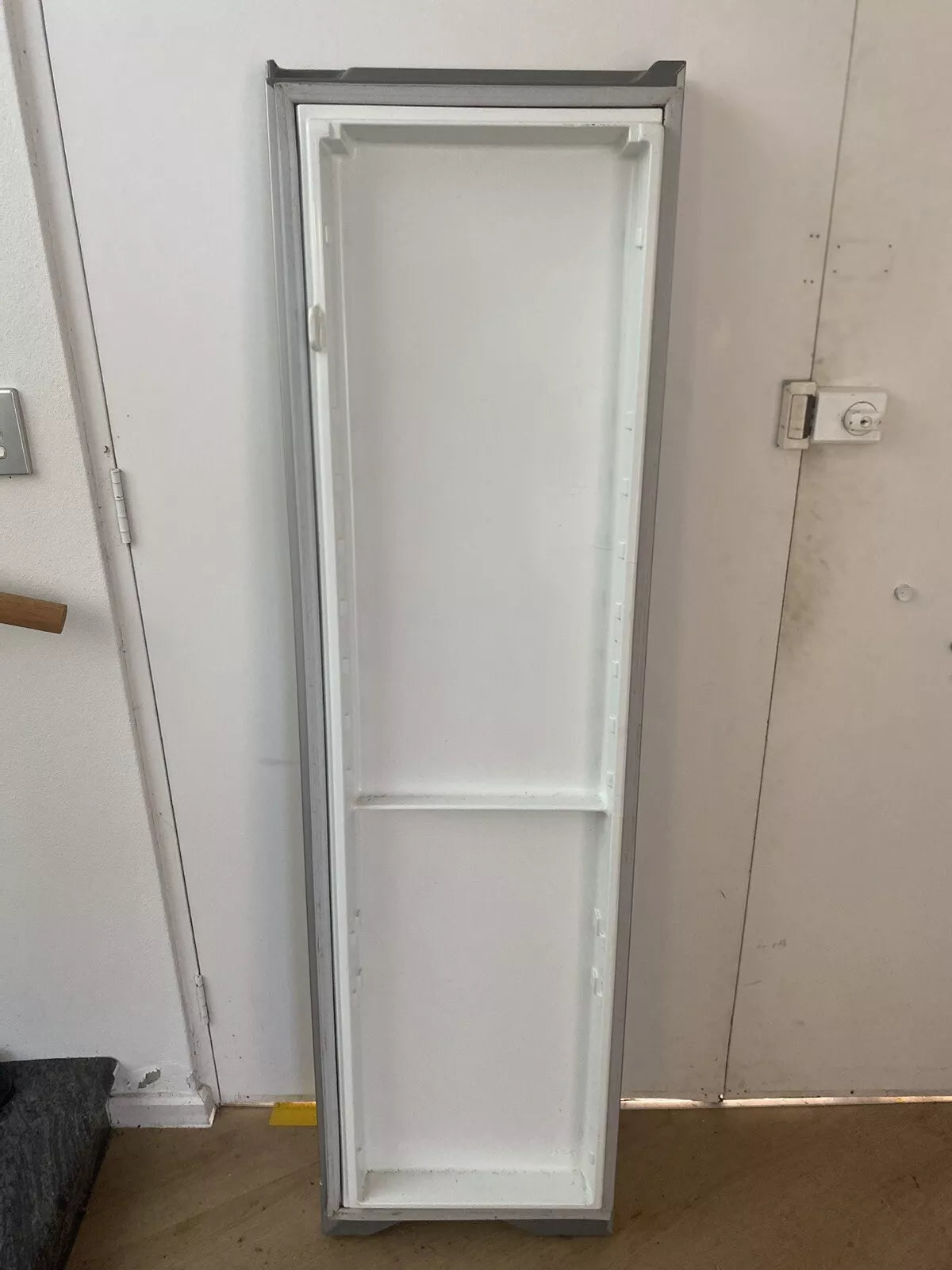 1450156 Westinghouse pacific silver FRIDGE DOOR FC FIP outer panel foam assembly FITS ALL WSE6070 WSE6100