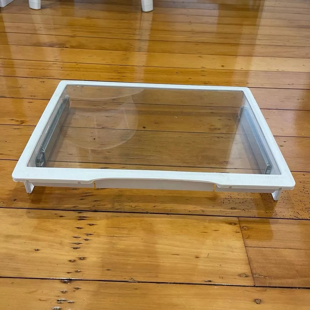 1453013 Westinghouse fridge freezer UPPER CRISPER COVER glass shelf FITS WSE6970 WSE7000