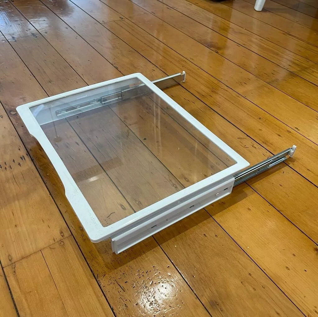1453013 Westinghouse fridge freezer UPPER CRISPER COVER glass shelf FITS WSE6970 WSE7000