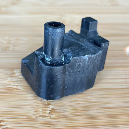 1447124 1456629 1458192 1458377 Electrolux Kelvinator Simpson Westinghouse fridge freezer RHS right hand side cam lower hinge